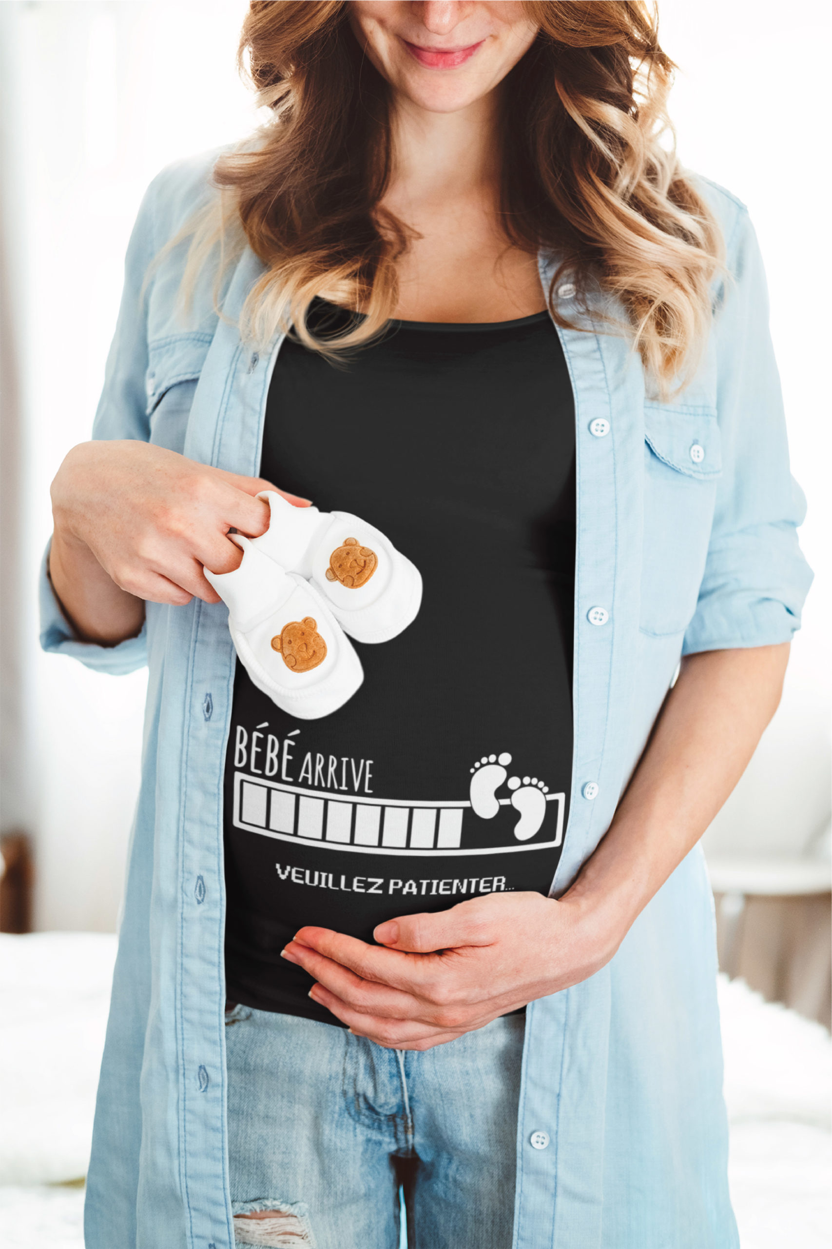 Teeshirt Femme - Bébé Arrive (Veuillez Patienter)